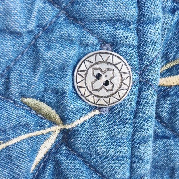 Vintage Tudor Court by Haband Quilted Jacket Embroidered Flowers Size Medium - Picture 8 of 16